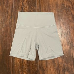 Aritzia Bike Shorts 5”